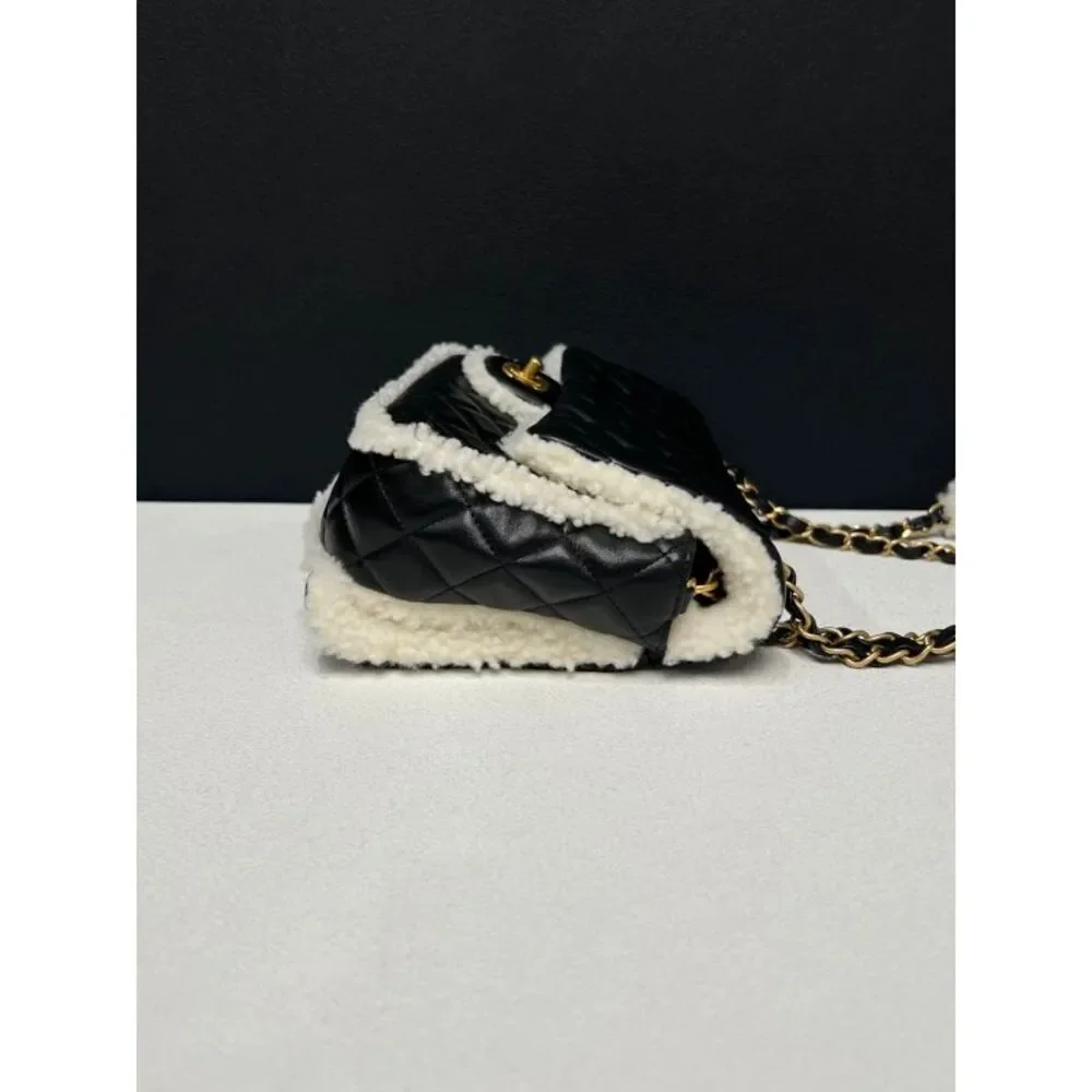 Chanel Women Pre-Loved Bag Very Good Condition